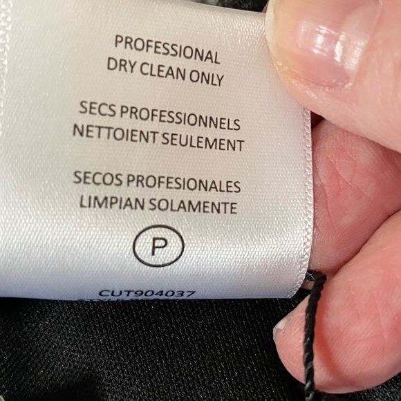 VERTIGO - FUZZY FURRY - DARK BLACK VEST - FULLY LINED - NEW WITH TAGS 🏷 - B20 - Picture 8 of 11